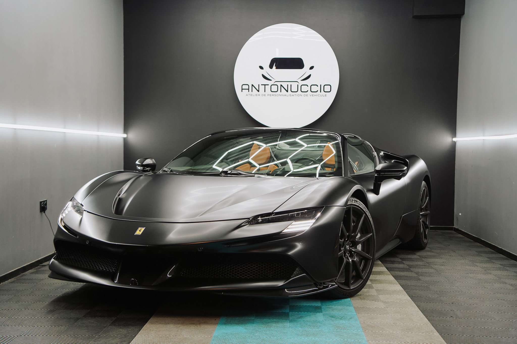 Ferrari SF90 — profil